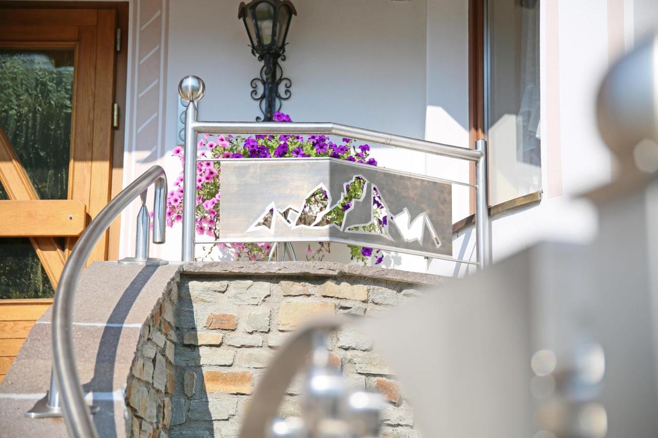 Pension Alpenhof B&B Колле-Ізарко Екстер'єр фото