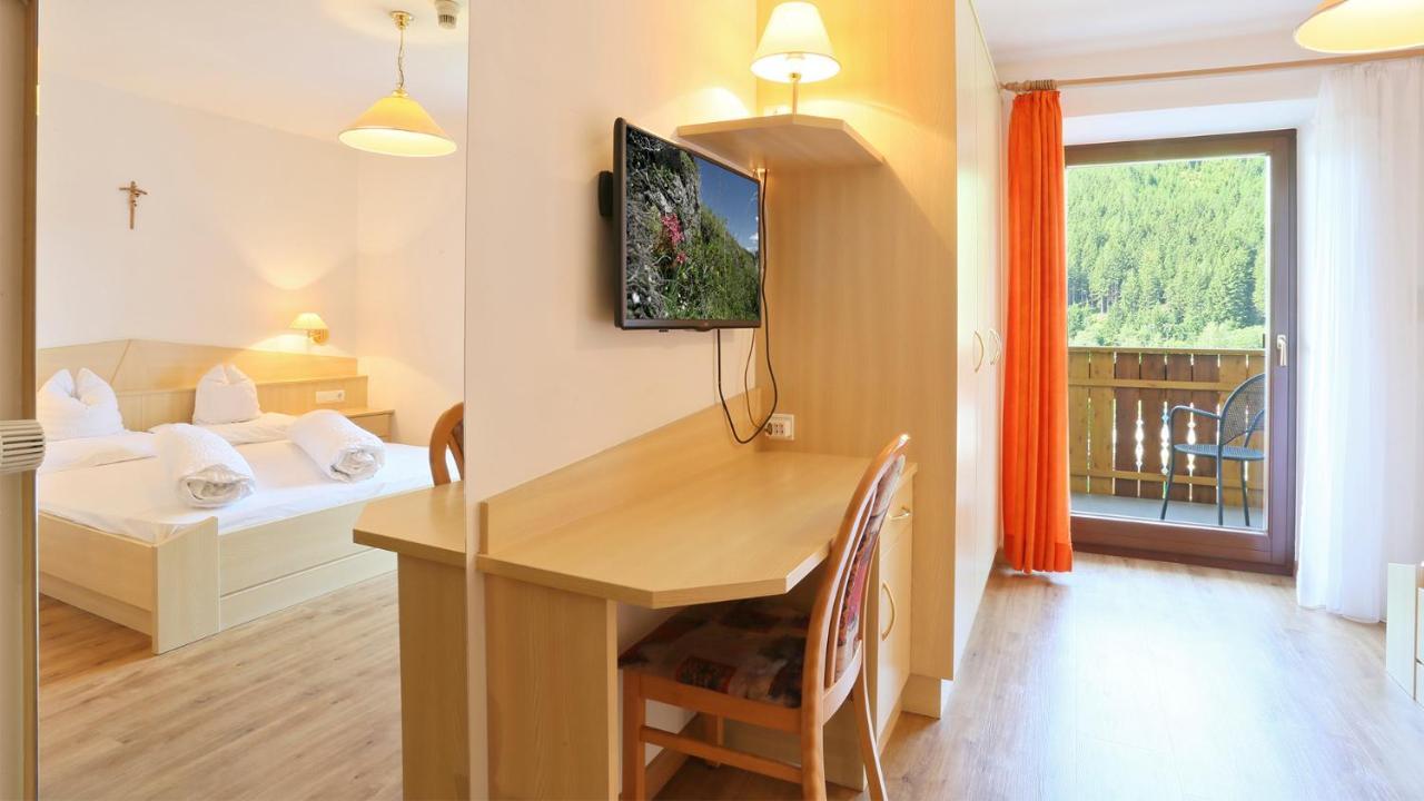 Pension Alpenhof B&B Колле-Ізарко Екстер'єр фото