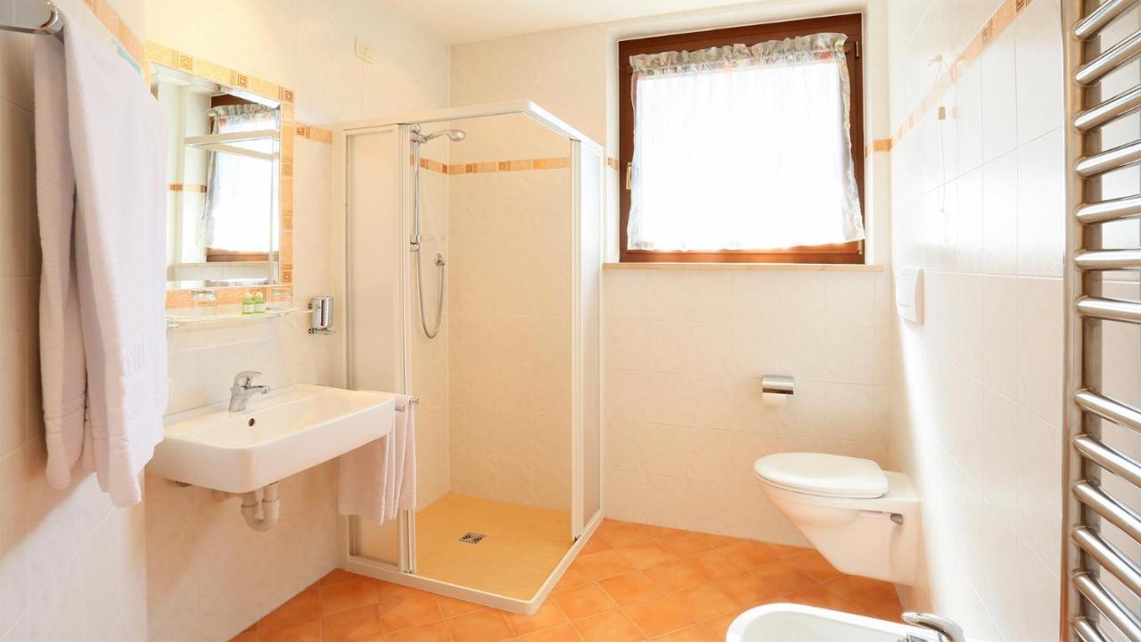 Pension Alpenhof B&B Колле-Ізарко Екстер'єр фото